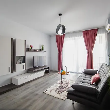 Trio Pink Apartment Oradea Exterior photo