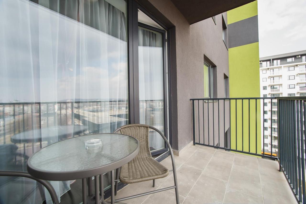 Trio Pink Apartment Oradea